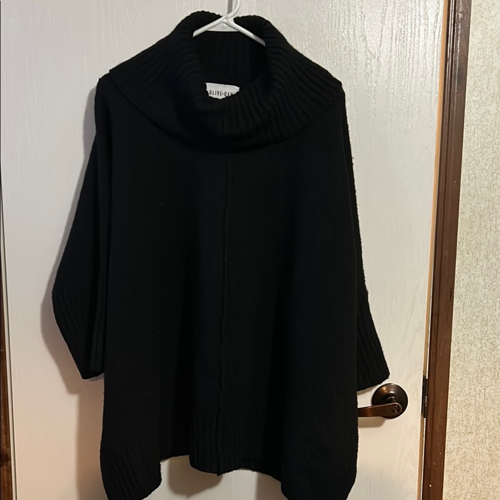Olive & Oak Black Turtleneck Sweater